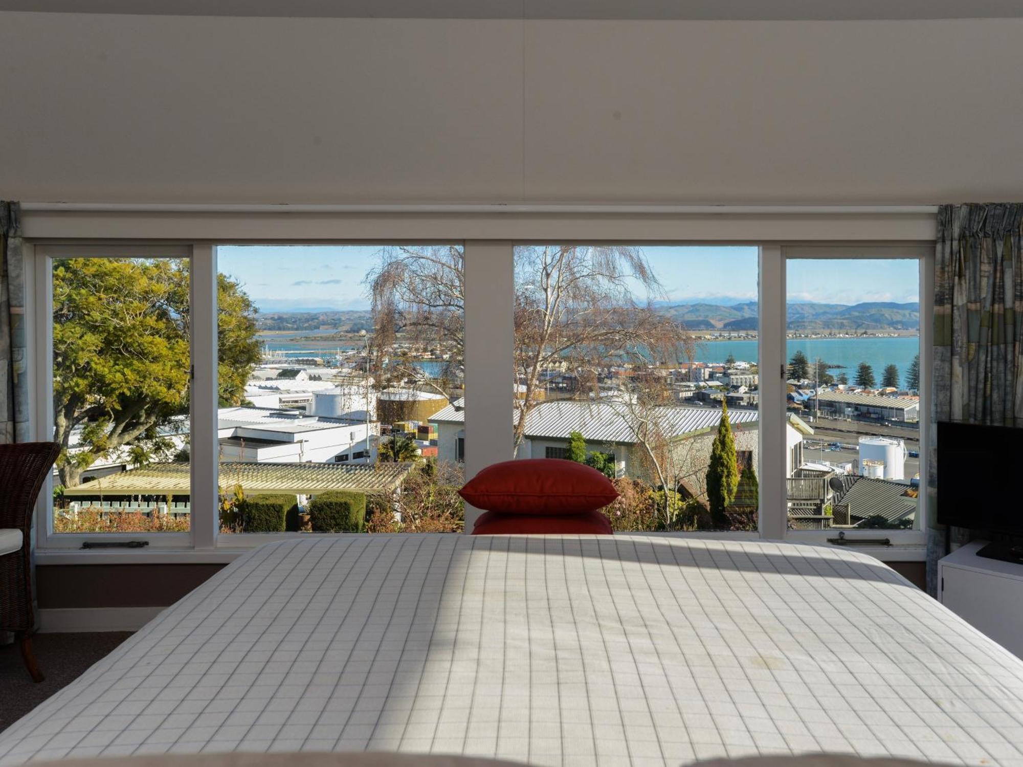 Jacaranda Lodge - Napier Hill Holiday Home المظهر الخارجي الصورة
